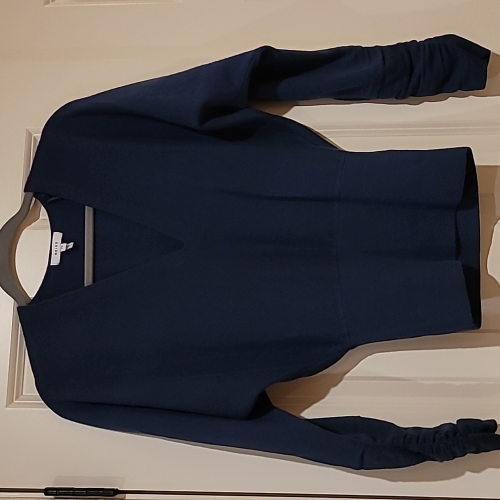 Reiss xs teal sweater. Never worn!